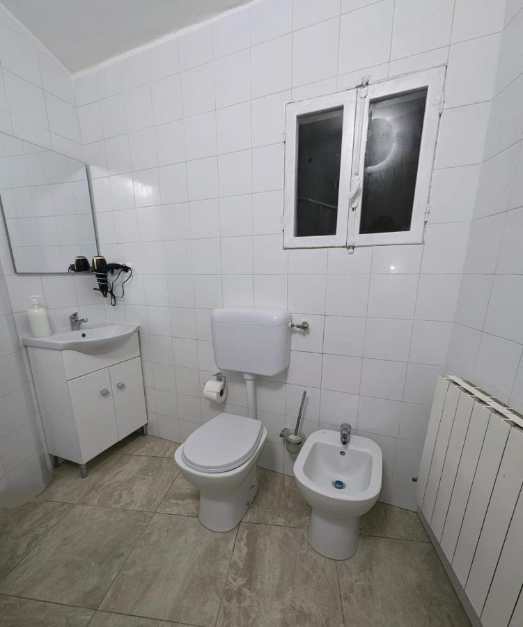 Appartamento Appena Ristrutturato Bologna Centro Storico Екстериор снимка