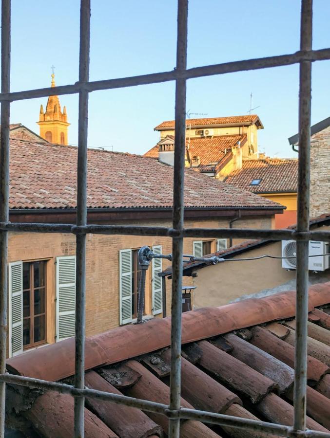Appartamento Appena Ristrutturato Bologna Centro Storico Екстериор снимка